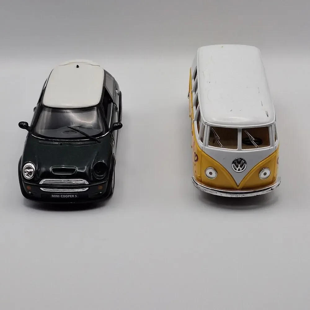 KinSmart Diecast 2-Car Bundle Mini Cooper S & 1962 VW Classical Bus As-Is/Flaws